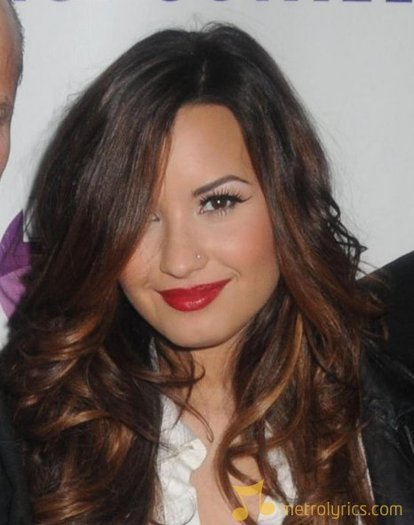 demi-lovato-demi-lovato-back-with-ex-wilmer-valderrama