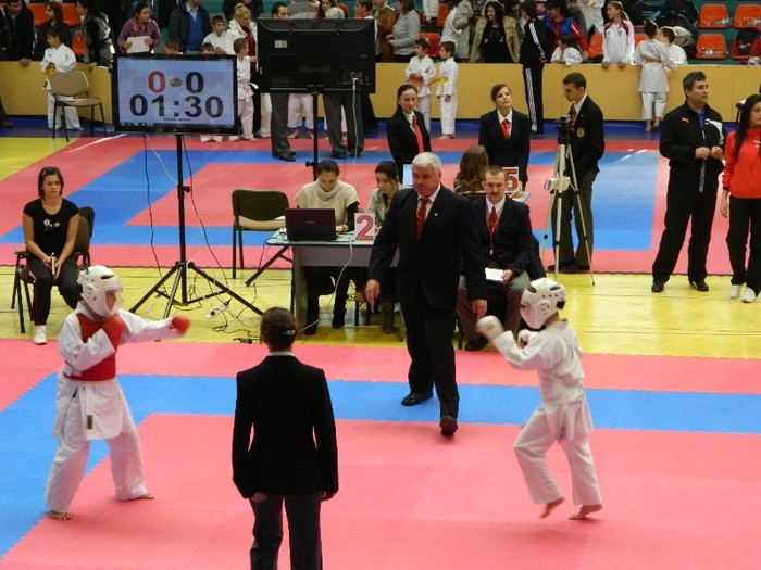 DSCN0024 - Matia la Cupa Romaniei 2011  - Karate WKC
