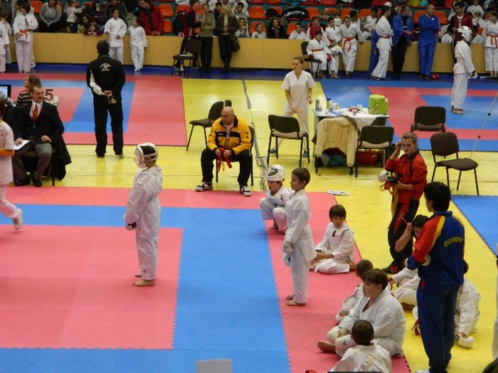 DSCN0029 - Matia la Cupa Romaniei 2011  - Karate WKC