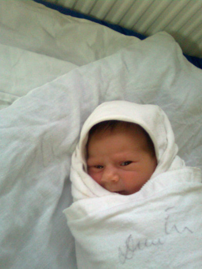 alexandra 05-12-2011 nascuta