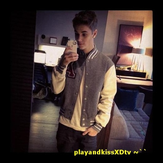 ~`` Haide , Eva , doar ai auzit-o ! Vrea sa ramana cu mine ... - movie - Revelionul -movie