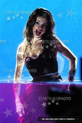 normal_132 - Parfum by Selena Gomez Tagged