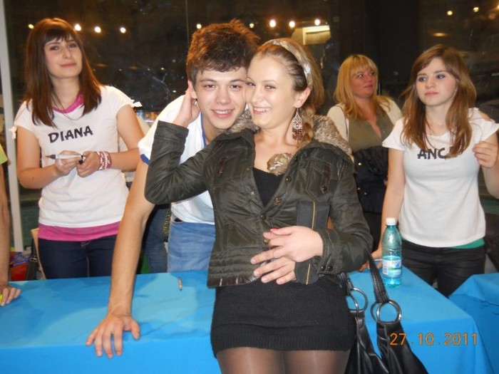 320603_233322246728450_100001520287347_643288_1020477835_n