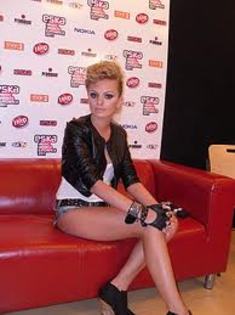 fjhudfu - Alexandra Stan