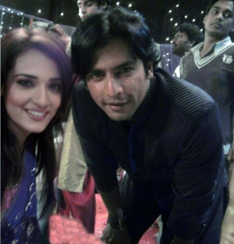 168304_187266871305718_100000672185275_504305_6043462_n