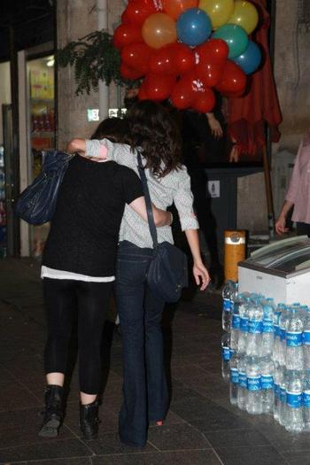 309771_210195562378466_137132126351477_588418_1698144429_n