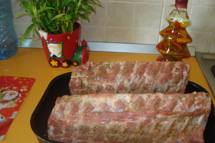 FACEM MASAJ CU CONDIMENTE SI ULEI:)