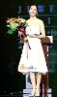 2680943830103742294DlWskZ_th - Han Hye Jin