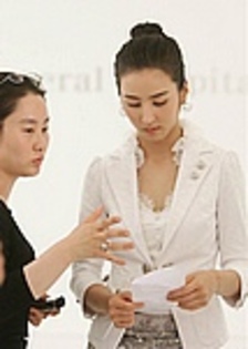 HanHyeJin046s