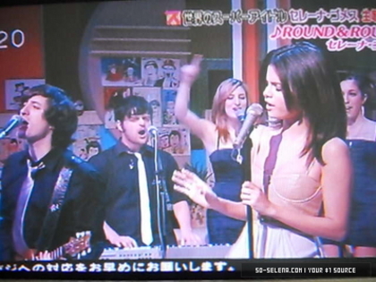 normal_Sukkiri_part_2 053 - 23 02 2010 In morning TV show Sukkiri - Japan