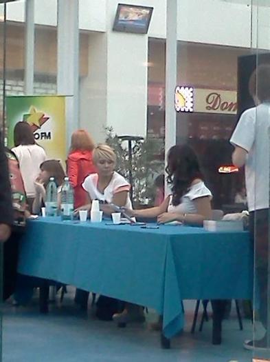 380001_222726591125912_100001657195121_643803_697077149_n