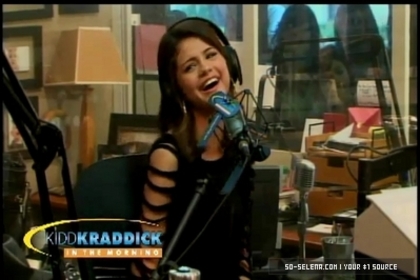 normal_Selena-Gomez-and-Taylor-Swift-Gift-Giving5Bwww_savevid_com5D_flv_000104224 - 23 11 2010 Kidd Kraddick In The Morning