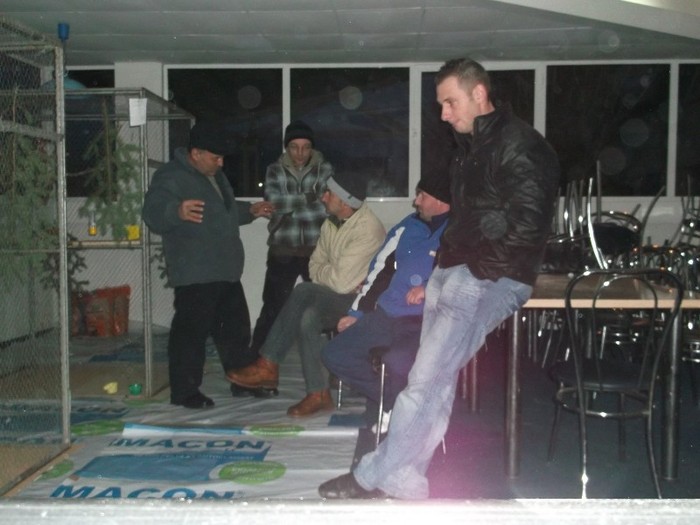 UITE'asa salau am prins(discutii pe langa)