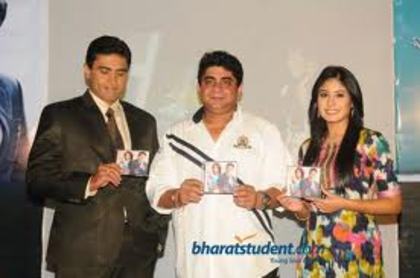 images (10) - Mohnish Behl si Kritika Kamra