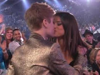 KISSING<3 - xxeP3xx