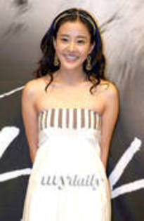 thumb_2007010915240711101ee9jg8 - Park Eun Hye