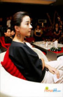 thumb_parkeunhye20