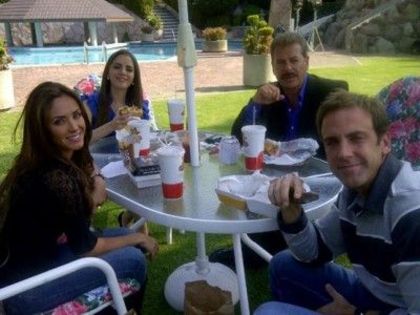 ce-fotografii-si-au-mai-postat-vedetele-latino-americane-pe-retele-de-socializare_3 - CARLOS PONCE-EL PERRO