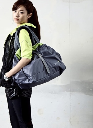 Han-Hyo-joo-Head-style-trend-6