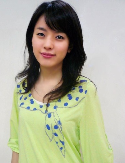 Han-Hyo-joo-Head-style-trend-11