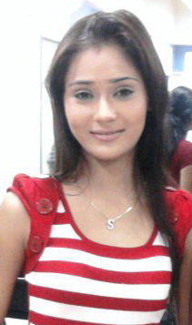 32525026_BOVXJDLJO - Sara Khan in the real life