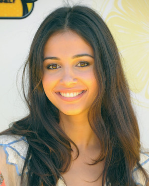 Naomi Scott - Vedete Disney