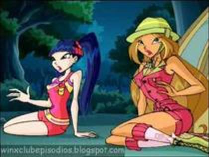 LCKVWIHURJMRNIAVHHH[1] - Flora winx