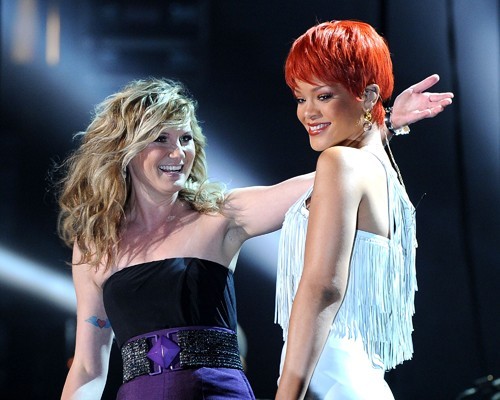 rihanna-jennifer-nettles - poze cu rihanna