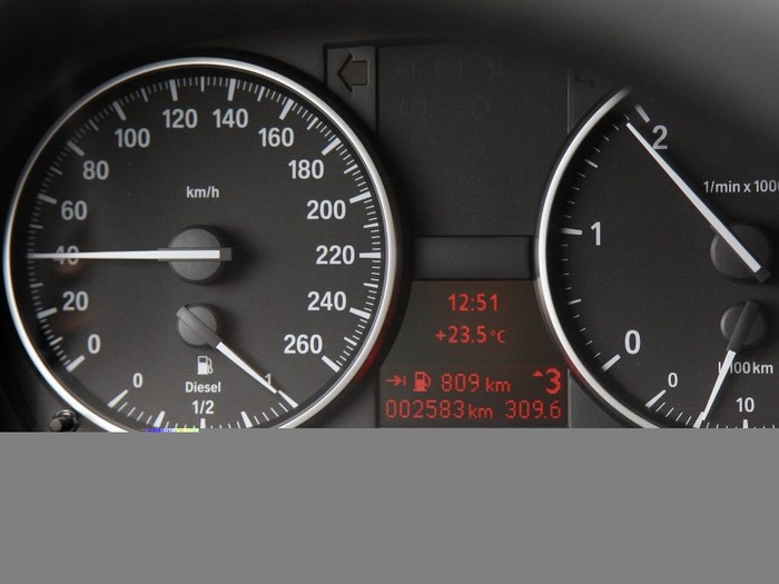 BMW%20320d%20EfficientDynamics%20Speed