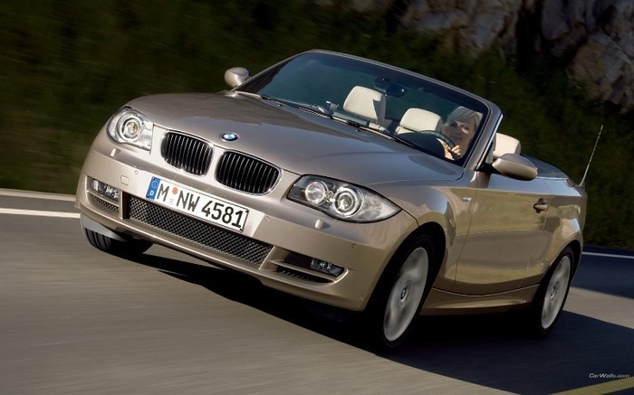 BMW_1series-cabrio_820_1680x1050