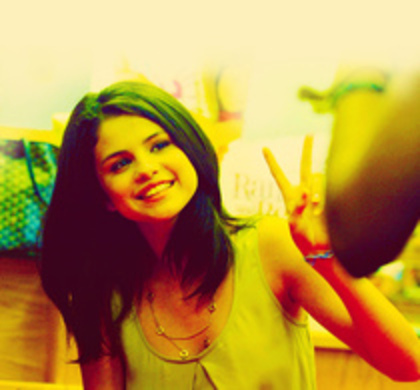 54539438_RGXQYIB2 - Poze rare selena gomez