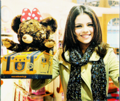 54538133_MPCSVKY2 - Poze rare selena gomez