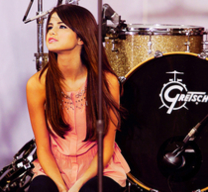 54538590_HXVRTLQ2 - Poze rare selena gomez