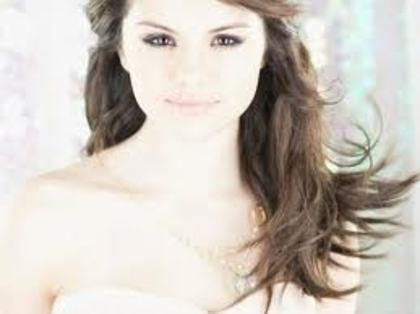 images - poze cu selena gomez hit the light