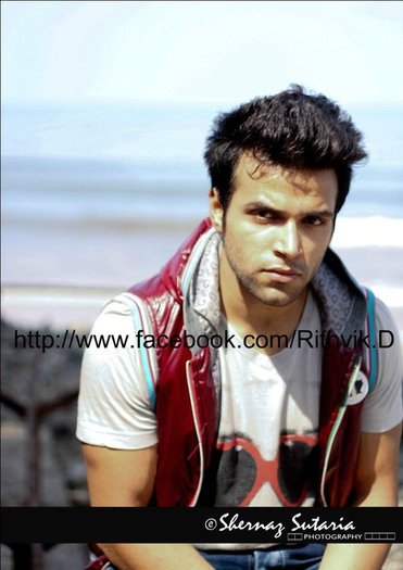 246978_228772013816545_227575857269494_1006331_3823898_n - Rithvik Dhanjani