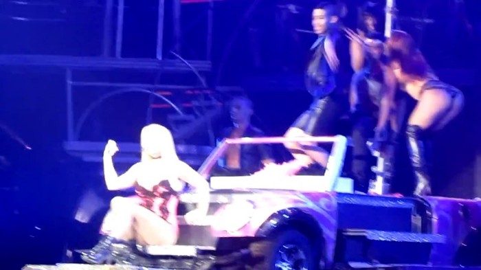 bscap0000 - Britney Spears gives Lap Dance to Joe Jonas in London