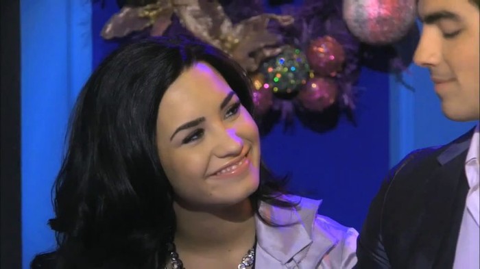 bscap0008 - Demi Lovato and Joe Jonas  Sing A Song For You