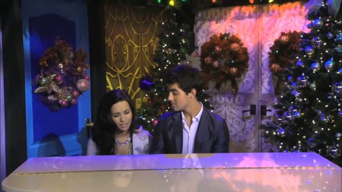 bscap0018 - Demi Lovato and Joe Jonas  Sing A Song For You