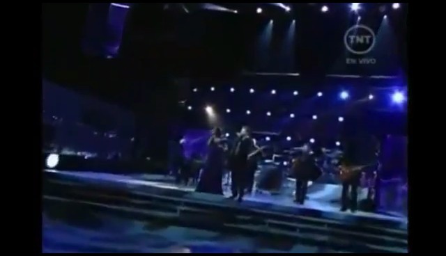 bscap0022 - Demi Lovato AND Pablo Alboran - Solamente Tu Live At Latin Grammy s 2011