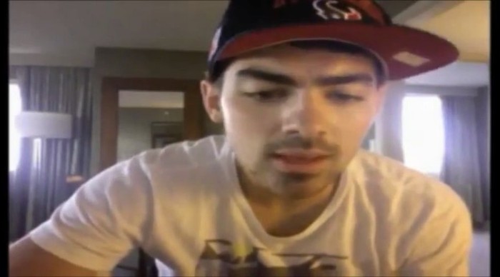 bscap0000 - Joe Jonas Talks About One Direction