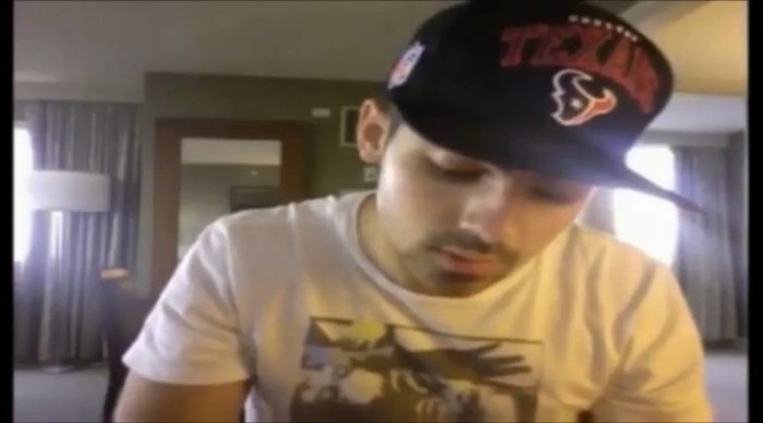 bscap0013 - Joe Jonas Talks About One Direction