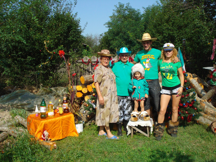 FAMILIA TRAZNITA-unul din ei ne-a parasit