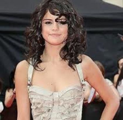 images - poze cu selena gomez hit the light