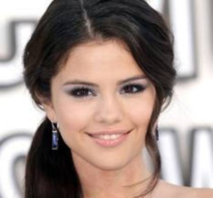 images - poze cu selena gomez hit the light