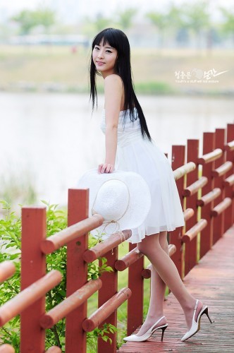 seo-you-jin-white-dress-17-332x500 - Seo You Jin