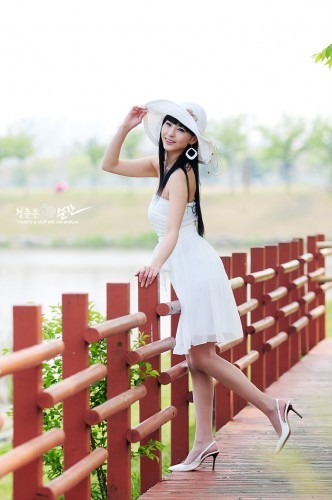 seo-you-jin-white-dress-22-332x500 - Seo You Jin