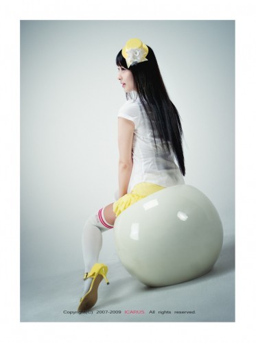 seo-you-jin-yellow-skirt-09-373x500