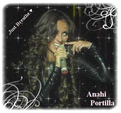 0053002421 - 1-Anahi Pics 6-1