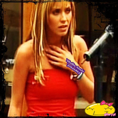 0084431719 - 1-Anahi Pics 6-1
