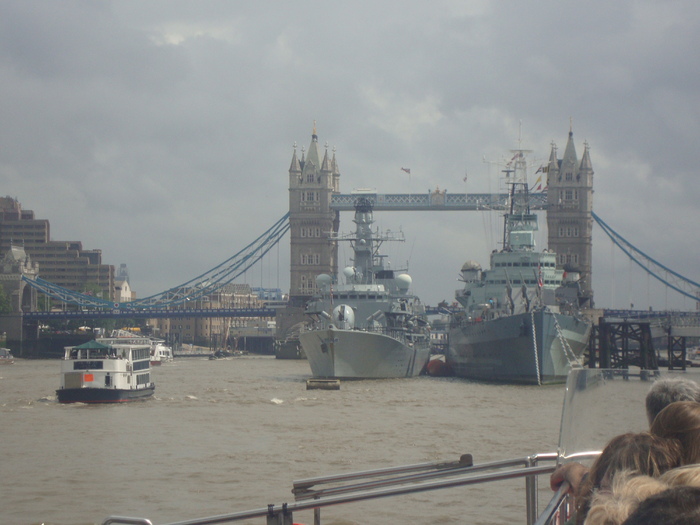 Tower Bridge - 2011-London